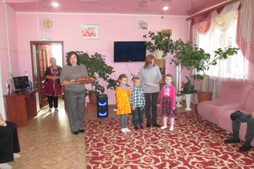 Тёплые слова от маленьких сердец